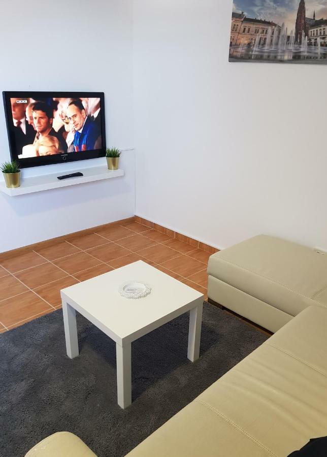 Apartman Lena Osijek Exteriér fotografie