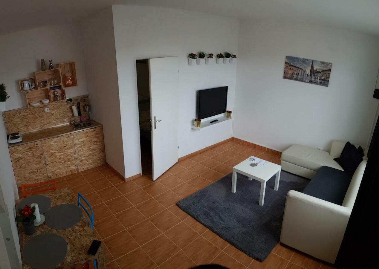 Apartman Lena Osijek Exteriér fotografie